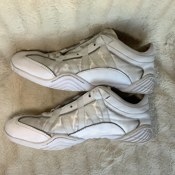 NFINITY “Evolution” Cheer Shoe and box - Picture 7 of 11